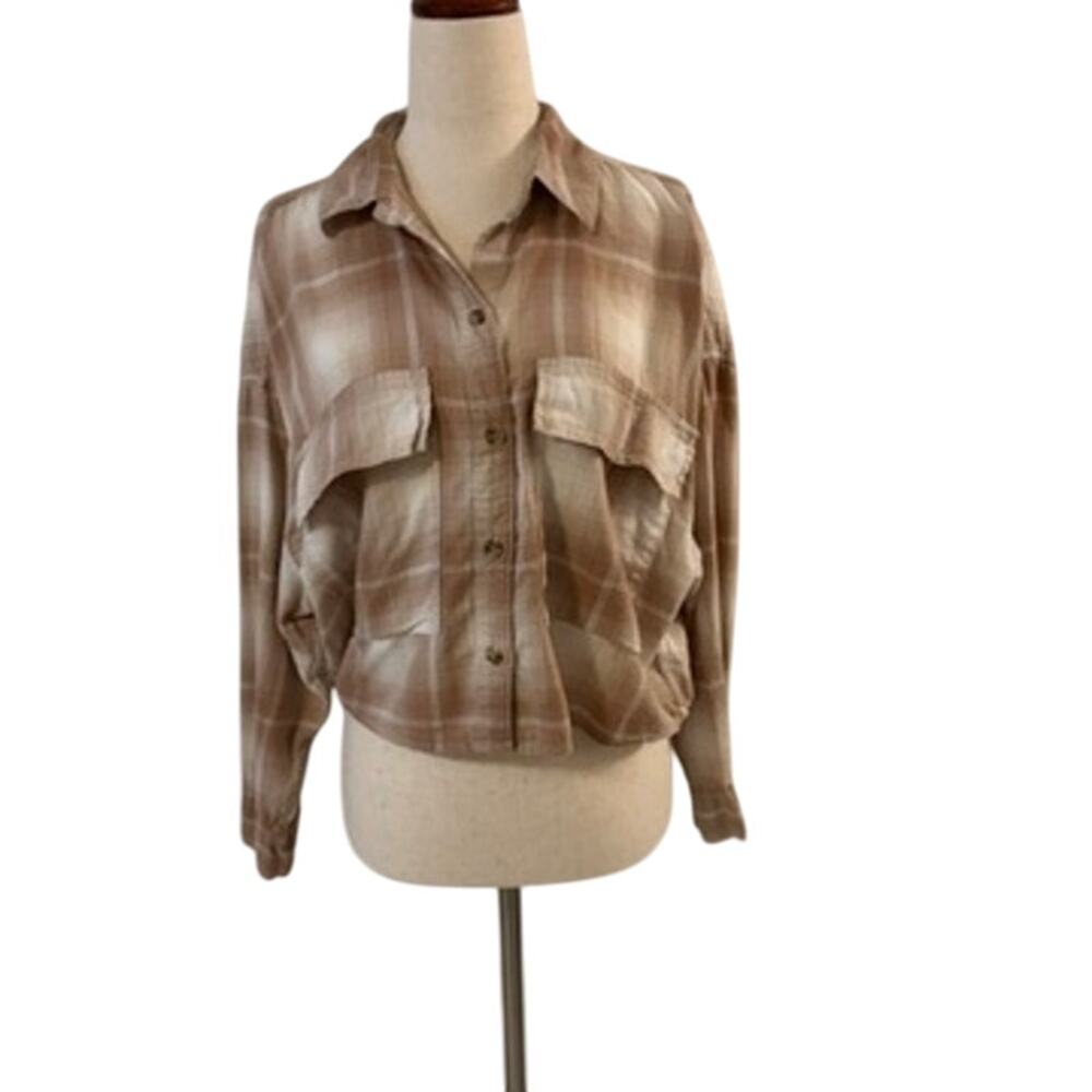 Abercrombie & Fitch SOFT XS Cropped Button up Plaid top Pink White Shirt